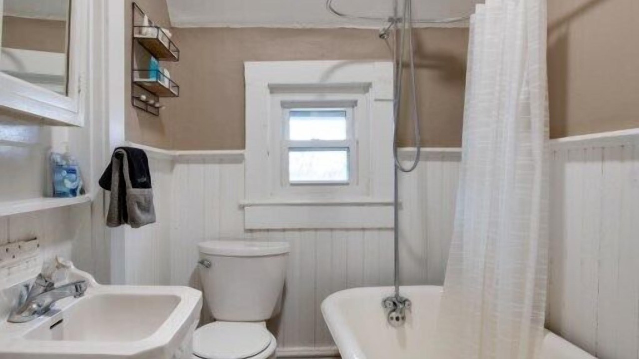 Photo of Bathroom in Clarksville