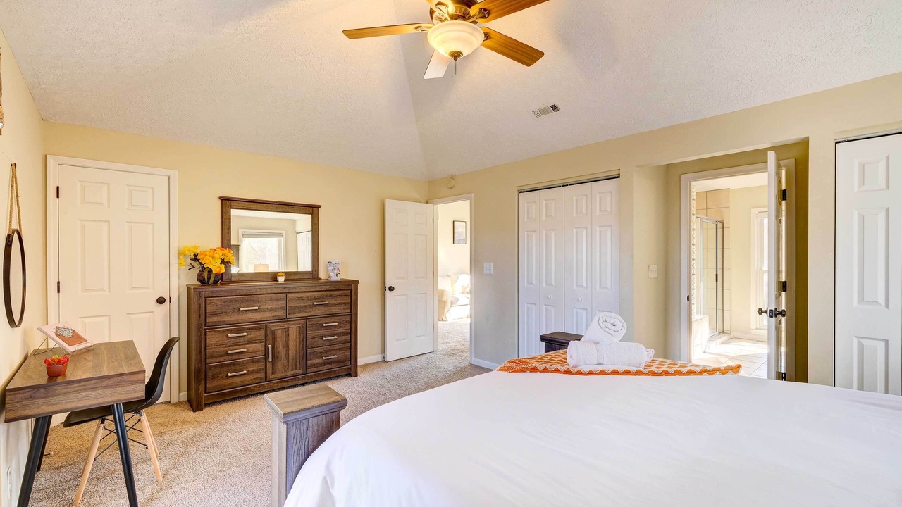 Photo of Bedroom in Harrods Creek