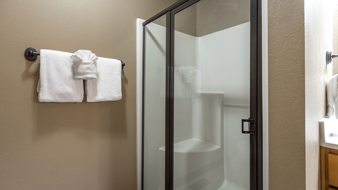 Photo of Bathroom in Reeds Spring