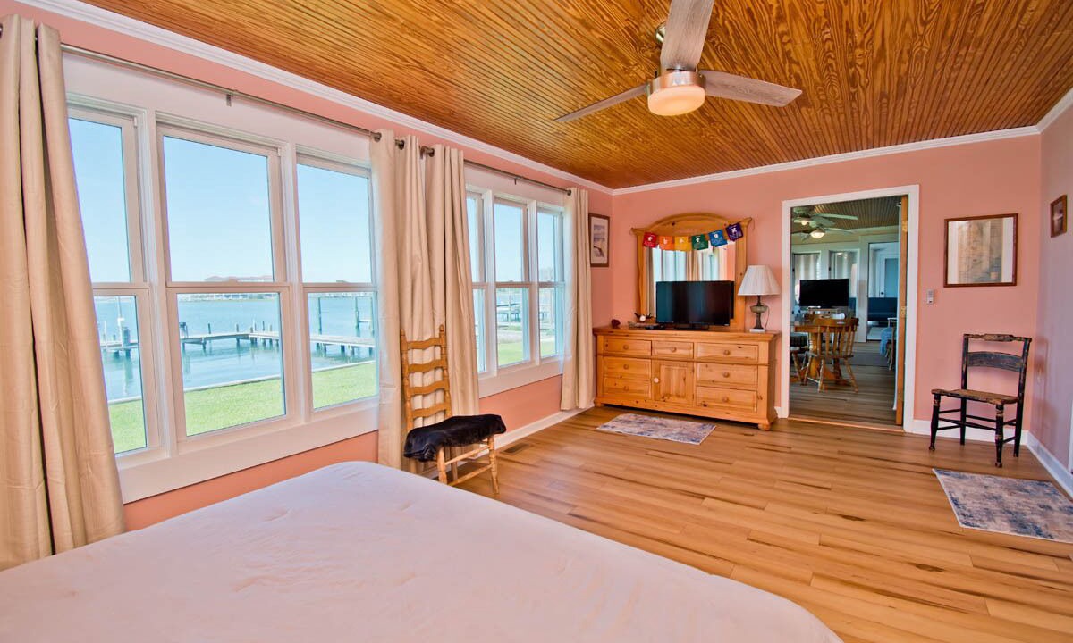 Photo of Bedroom in Morehead City