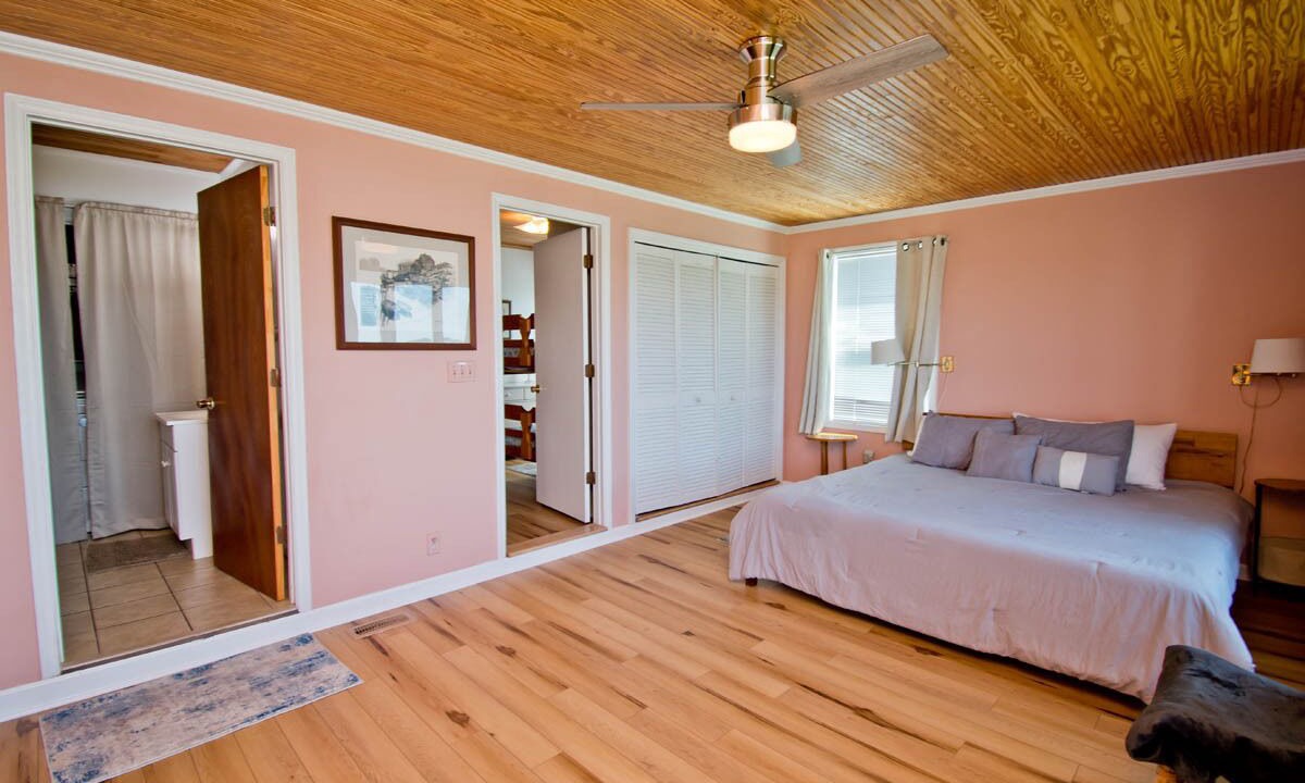 Photo of Bedroom in Morehead City