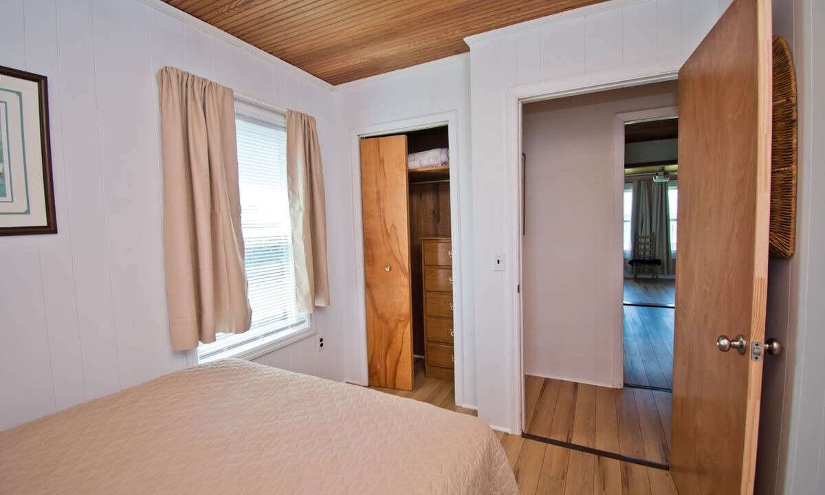 Photo of Bedroom in Morehead City