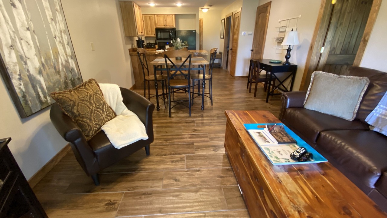 Photo of Livingroom in Branson West