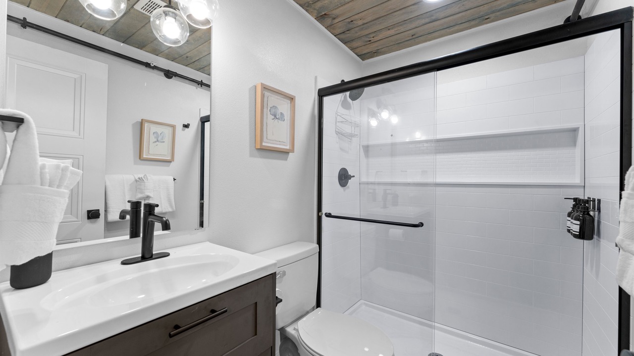 Photo of Bathroom in Branson