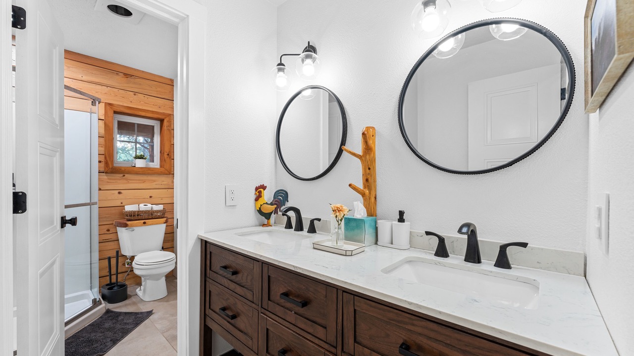 Photo of Bathroom in Branson
