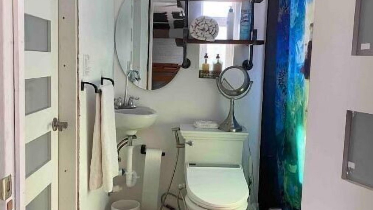 Photo of Bathroom in West Old Town