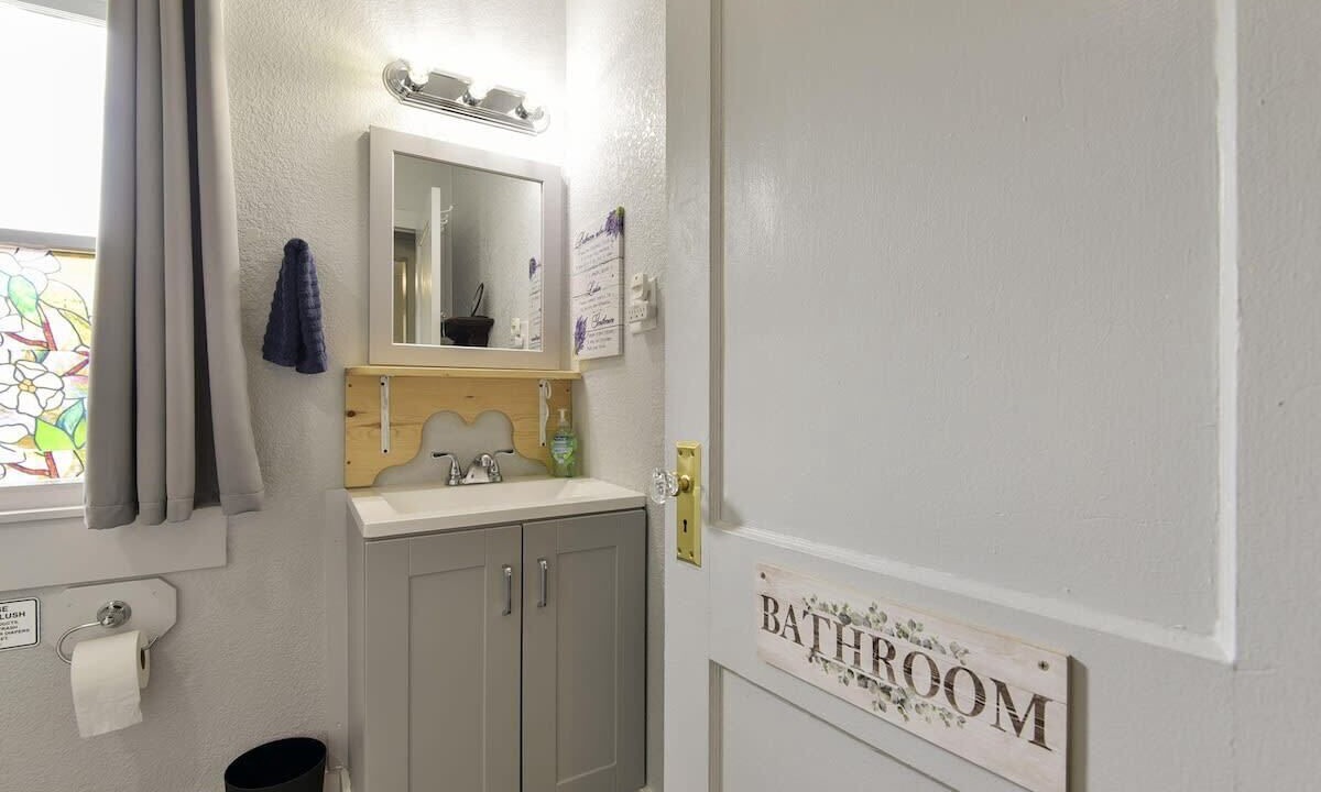Photo of Bathroom in Rockaway Beach