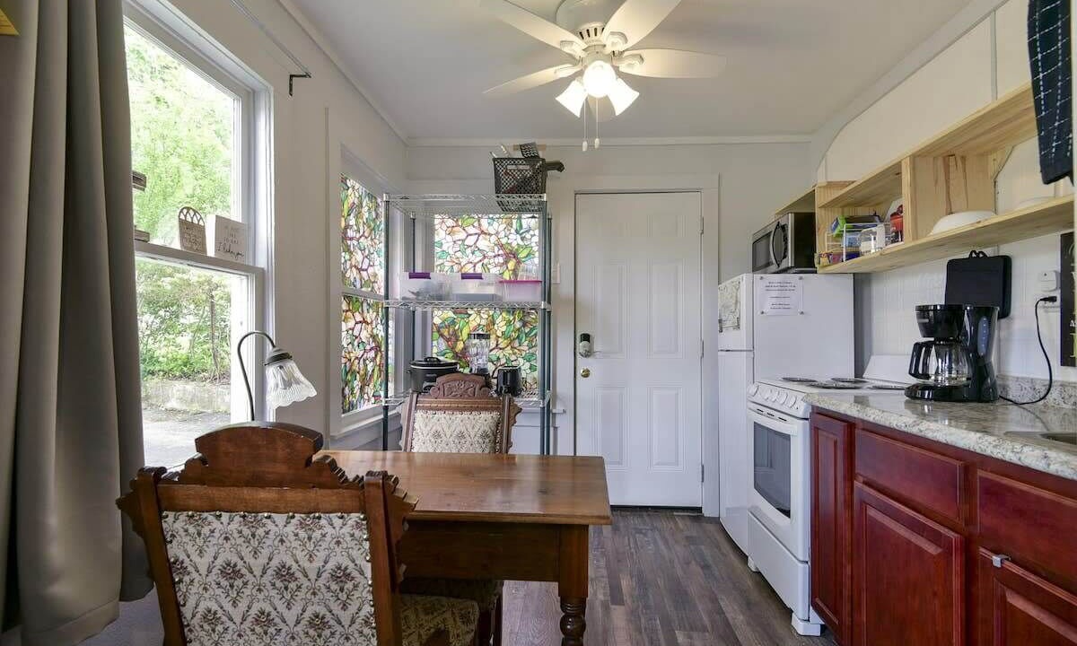 Photo of Kitchen in Rockaway Beach