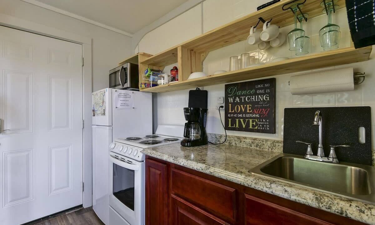 Photo of Kitchen in Rockaway Beach