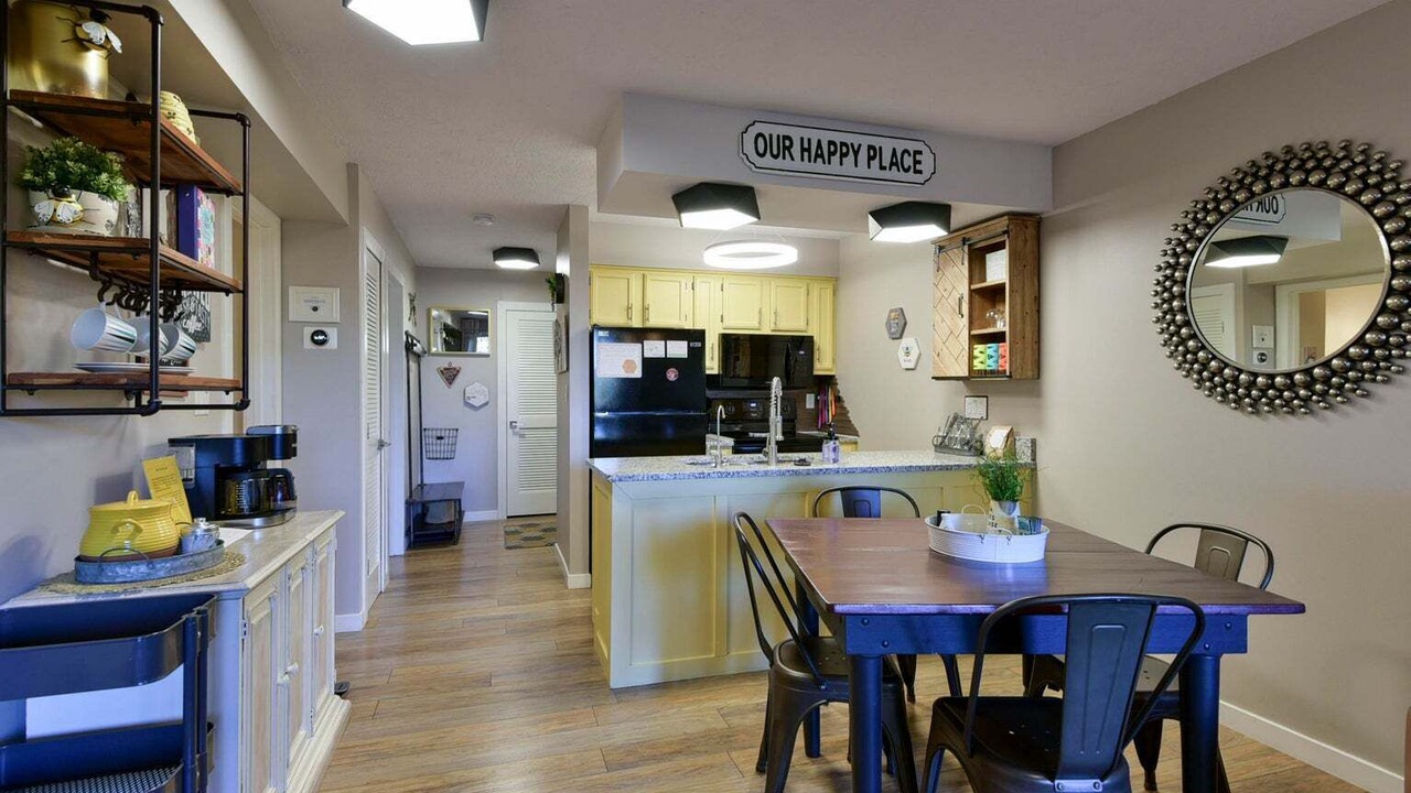 Photo of Others in Notch Estates
