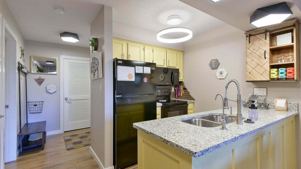 Photo of Kitchen in Notch Estates