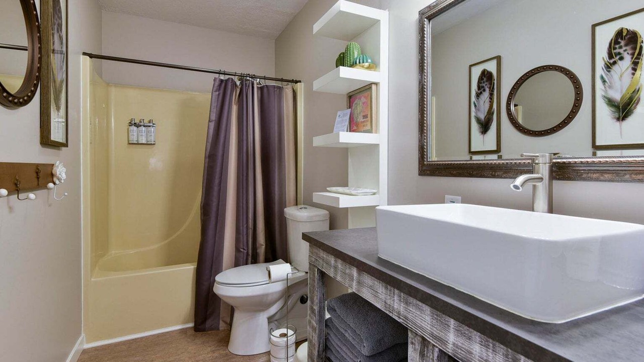 Photo of Bathroom in Notch Estates