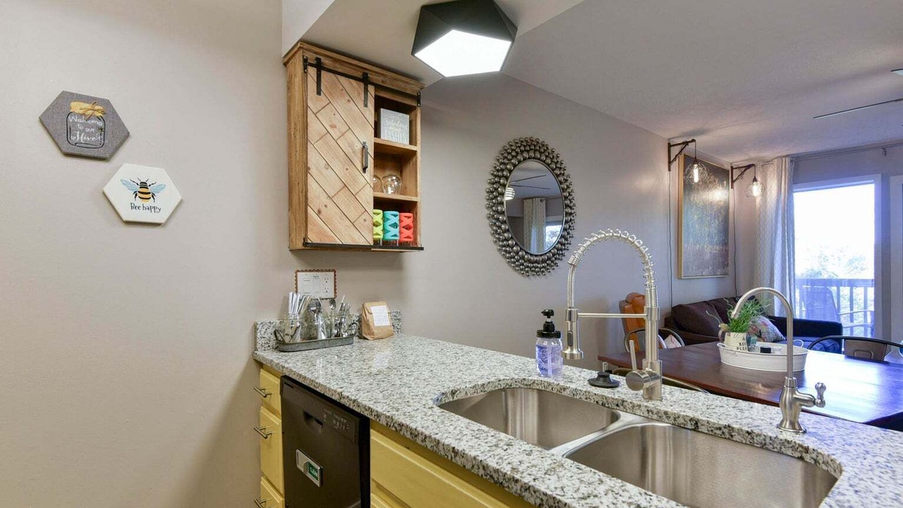 Photo of Others in Notch Estates