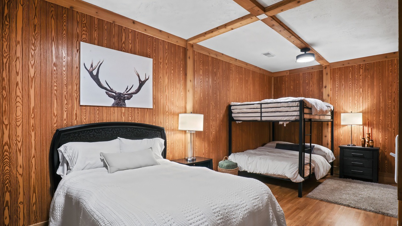 Photo of Bedroom in Ashland