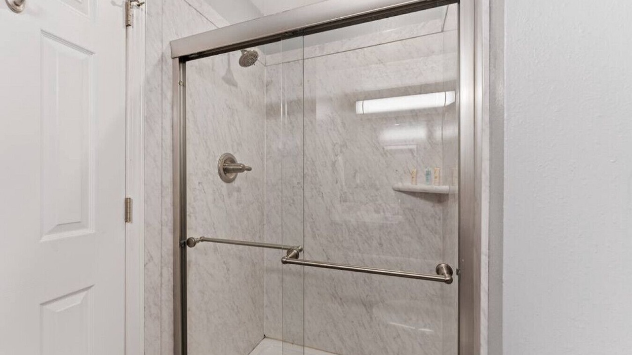 Photo of Others in Notch Estates