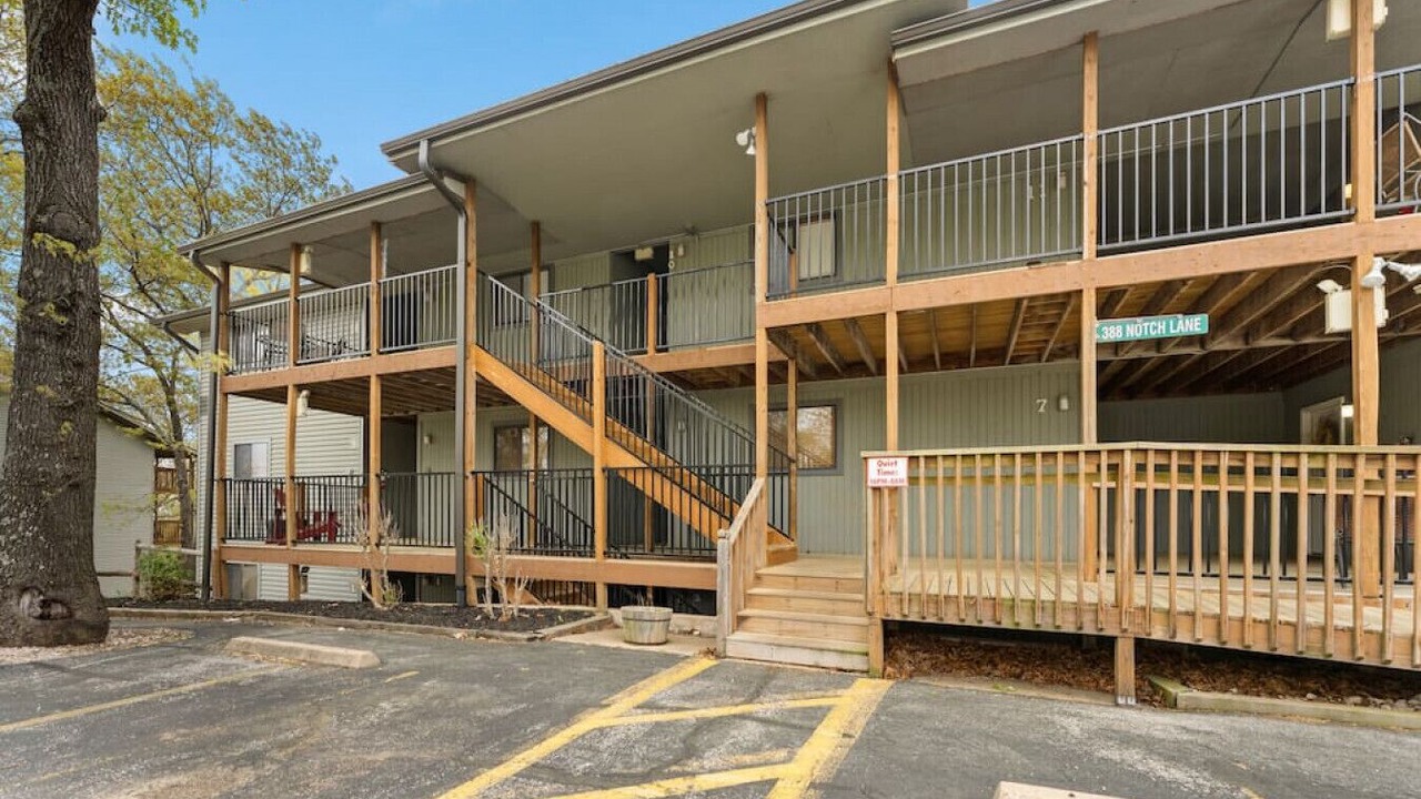 Photo of Others in Notch Estates