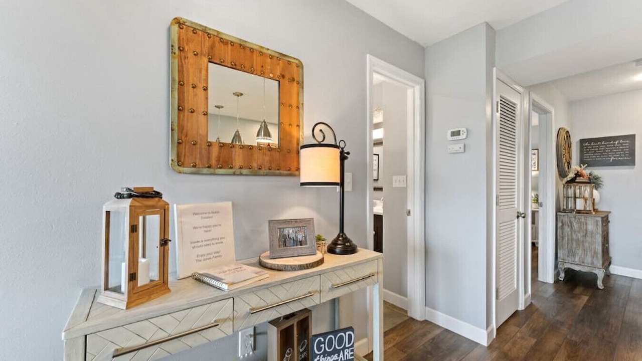 Photo of Others in Notch Estates