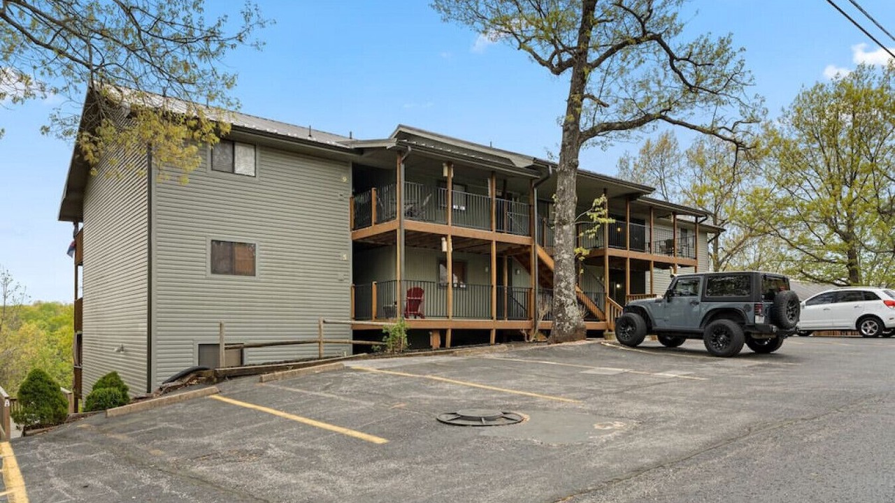 Photo of Others in Notch Estates