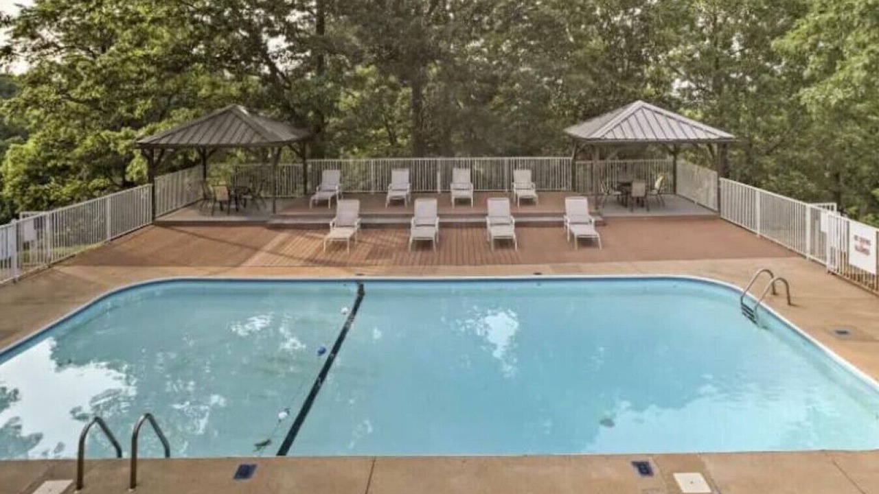 Photo of Others in Notch Estates
