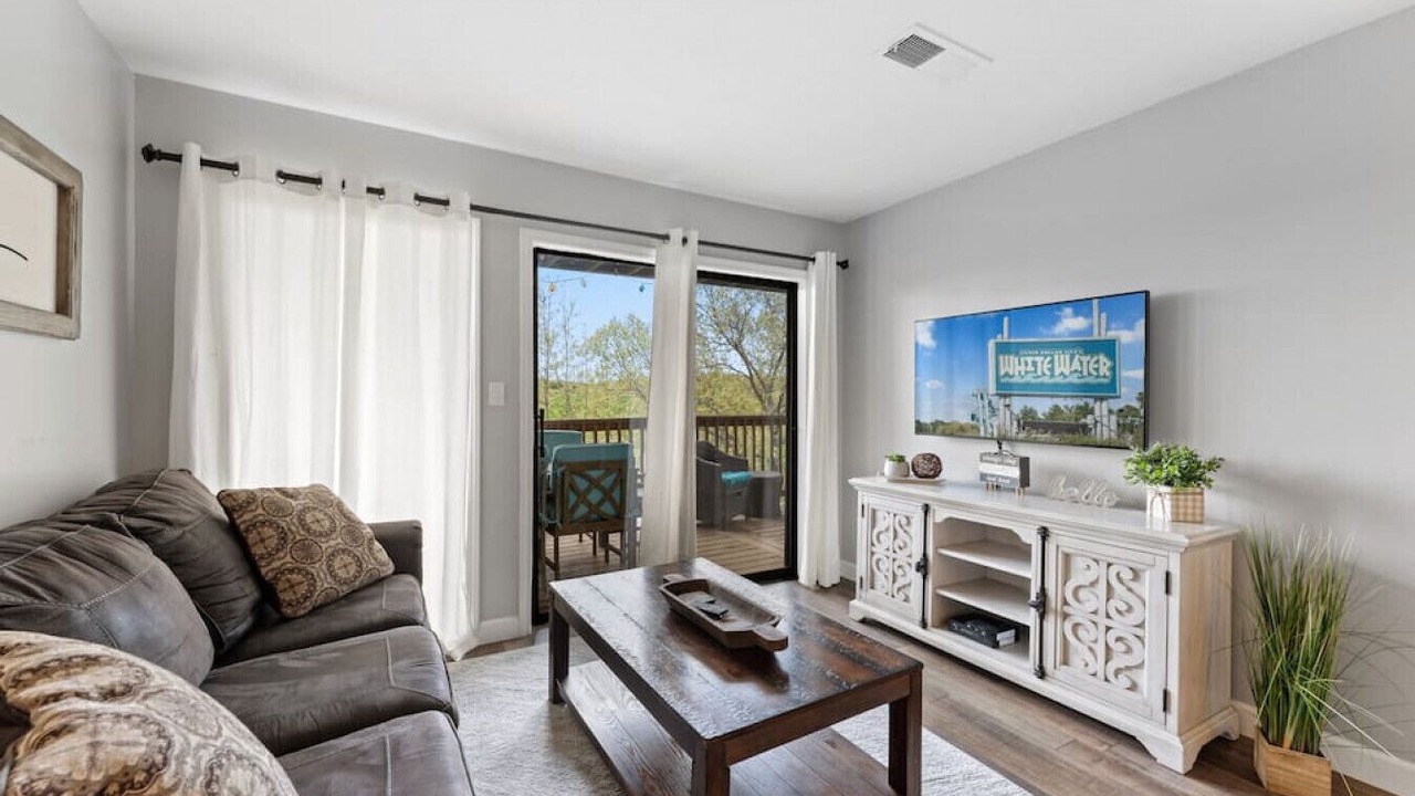 Photo of Others in Notch Estates