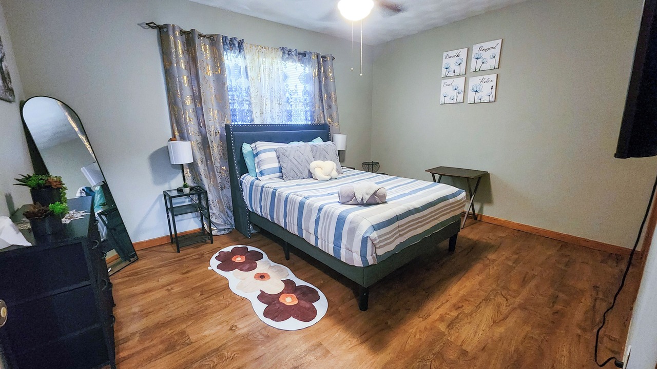 Photo of Bedroom in Buechel