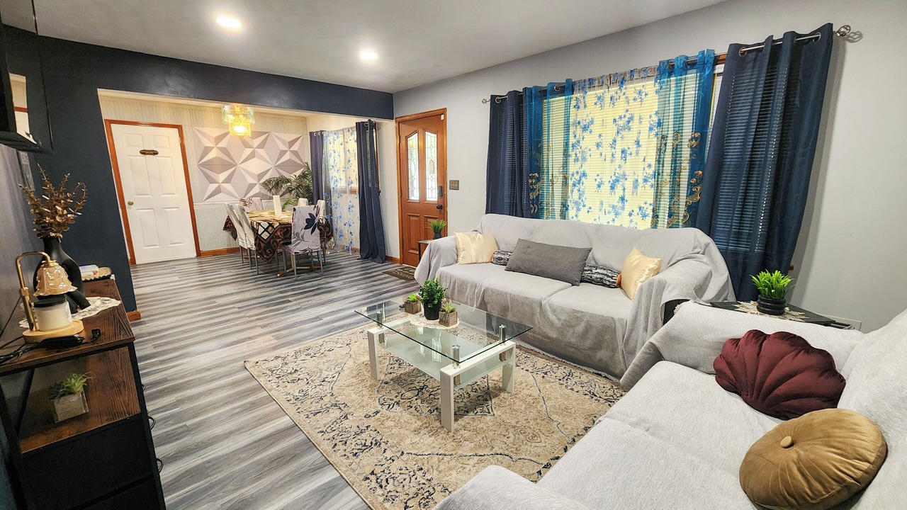Photo of Livingroom in Buechel