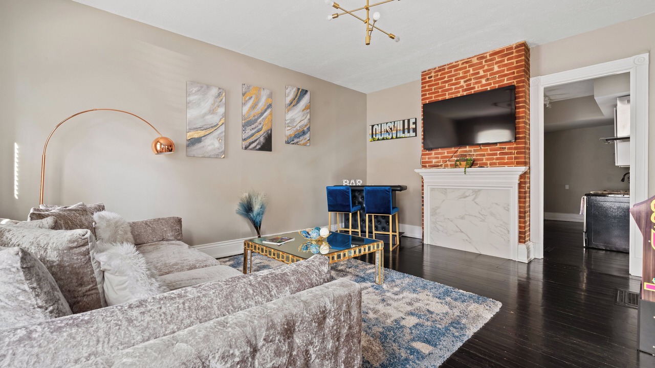 Photo of Livingroom in Louisville
