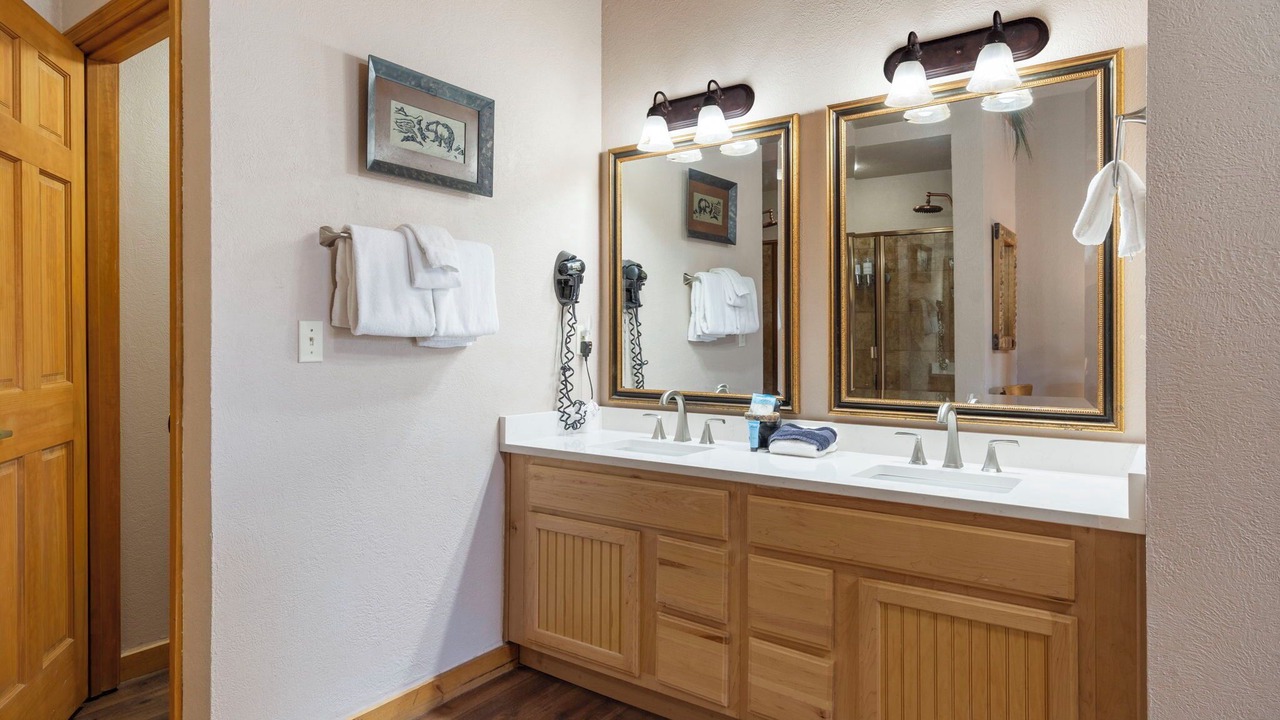 Photo of Bathroom in Branson Theater District