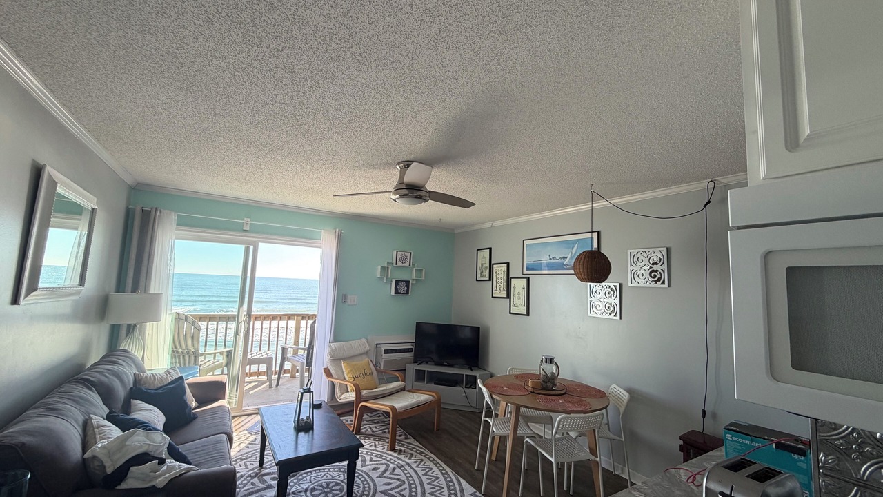 Photo of Livingroom in Sneads Ferry