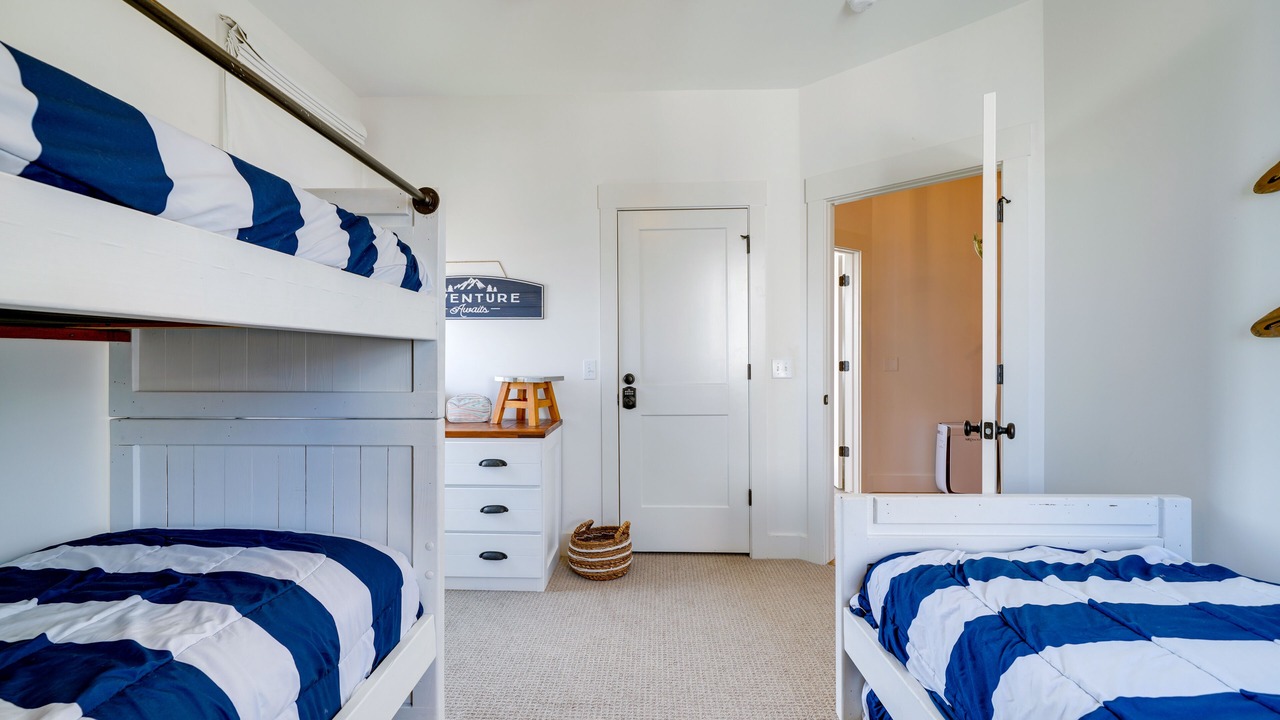 Photo of Bedroom in Eufaula