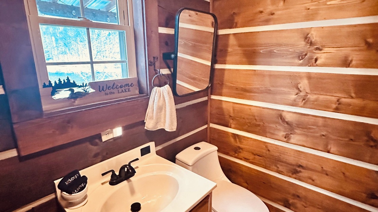 Photo of Bathroom in Pittsburg