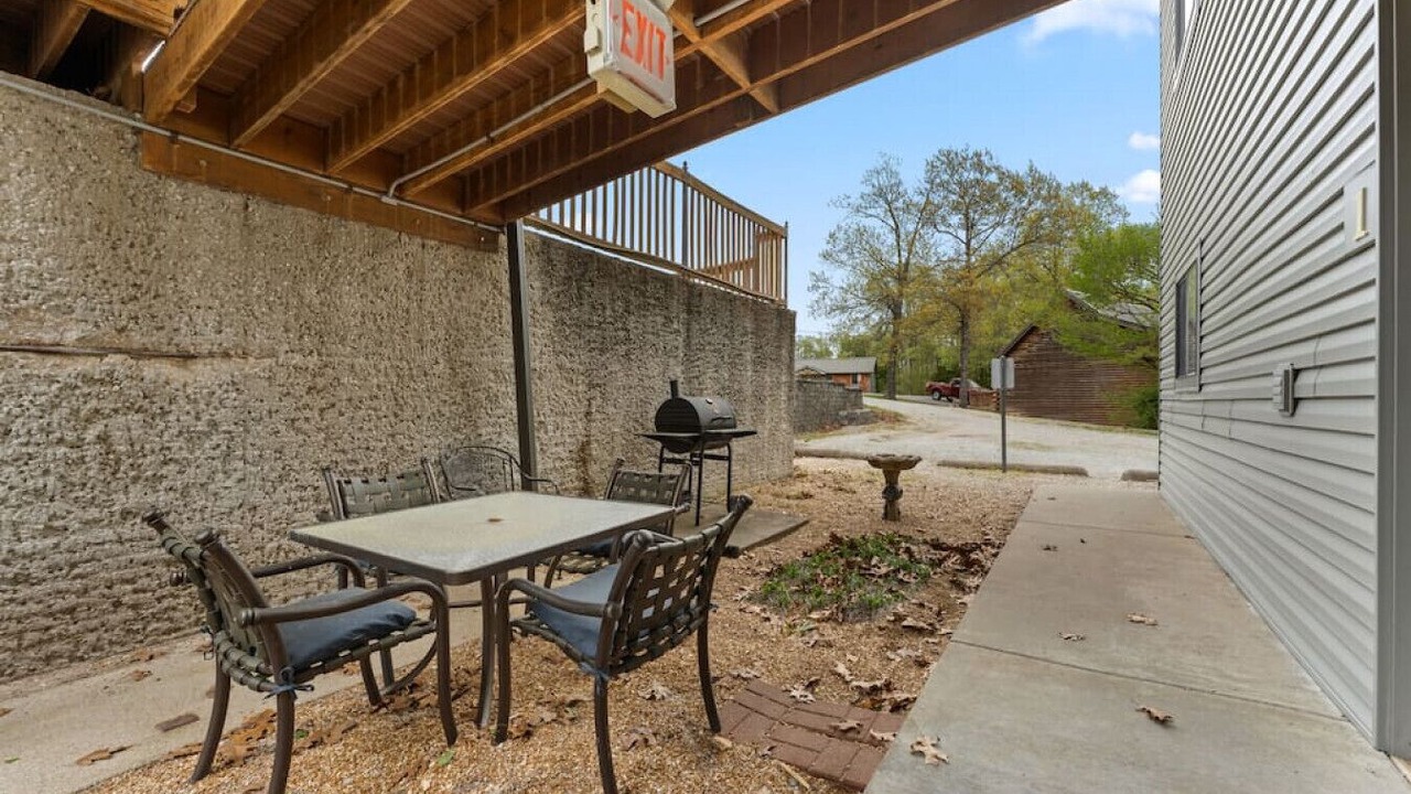 Photo of Outdoor in Notch Estates