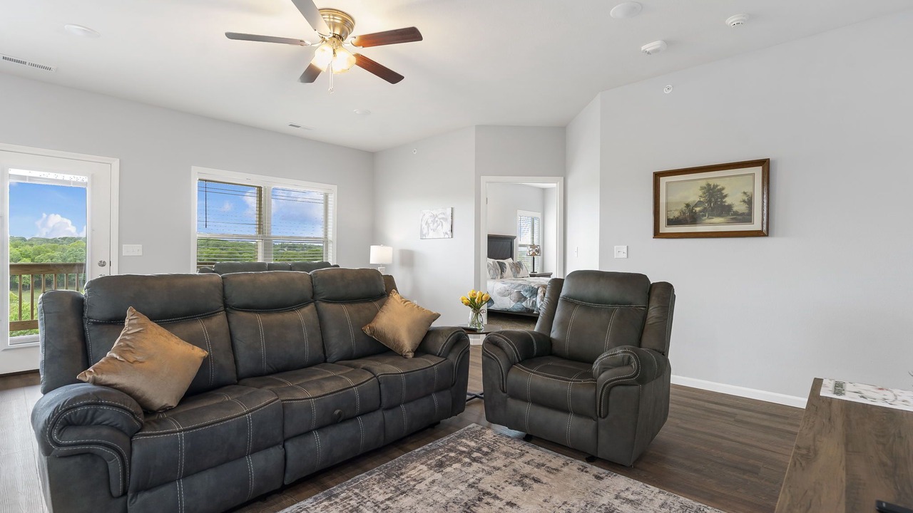 Photo of Livingroom in Branson West