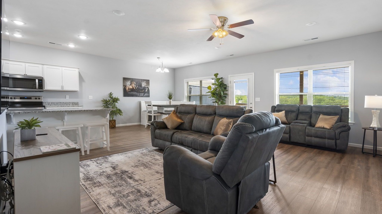Photo of Livingroom in Branson West