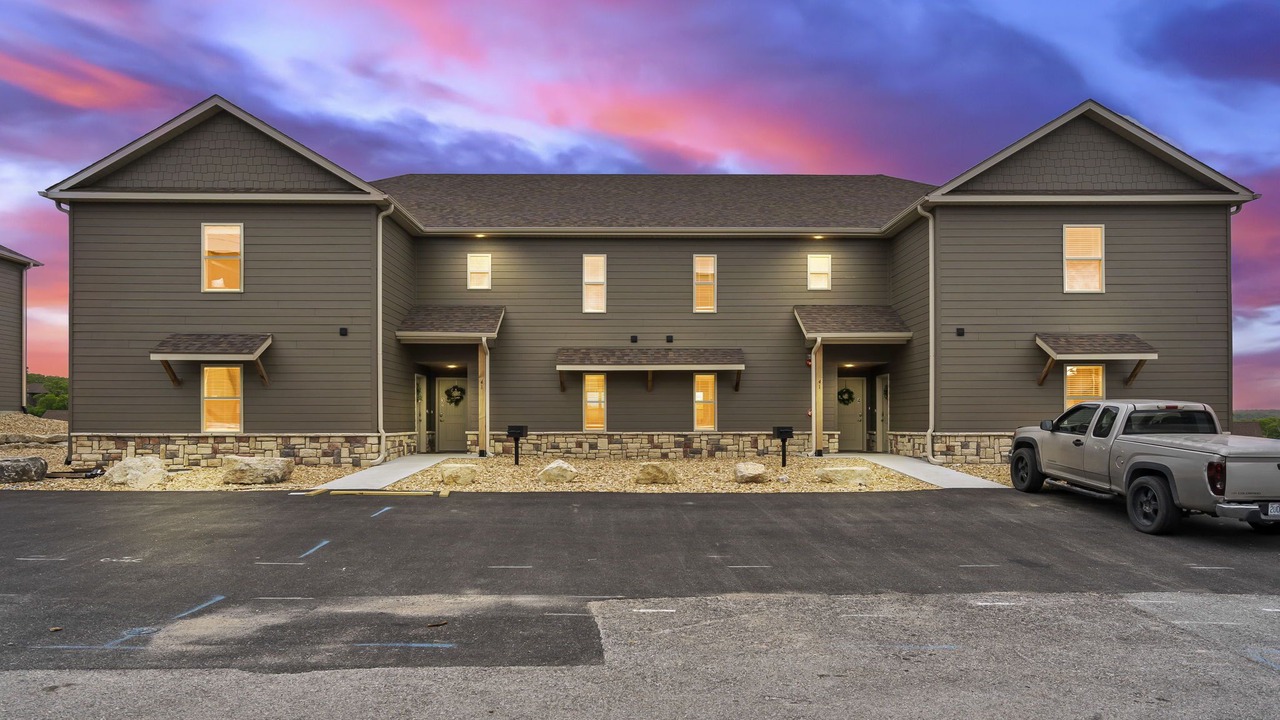 Photo of Outdoor in Branson West