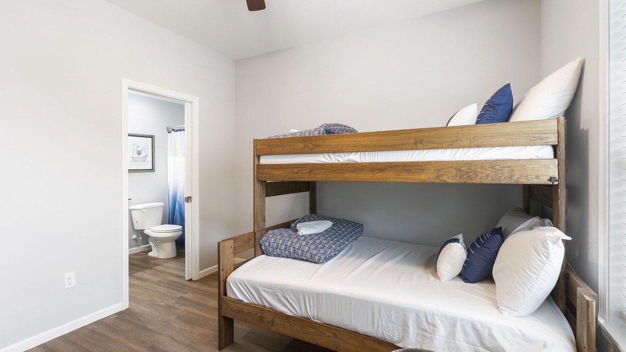 Photo of Bedroom in Branson West