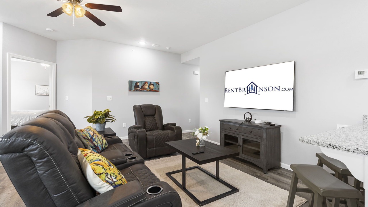 Photo of Livingroom in Branson West