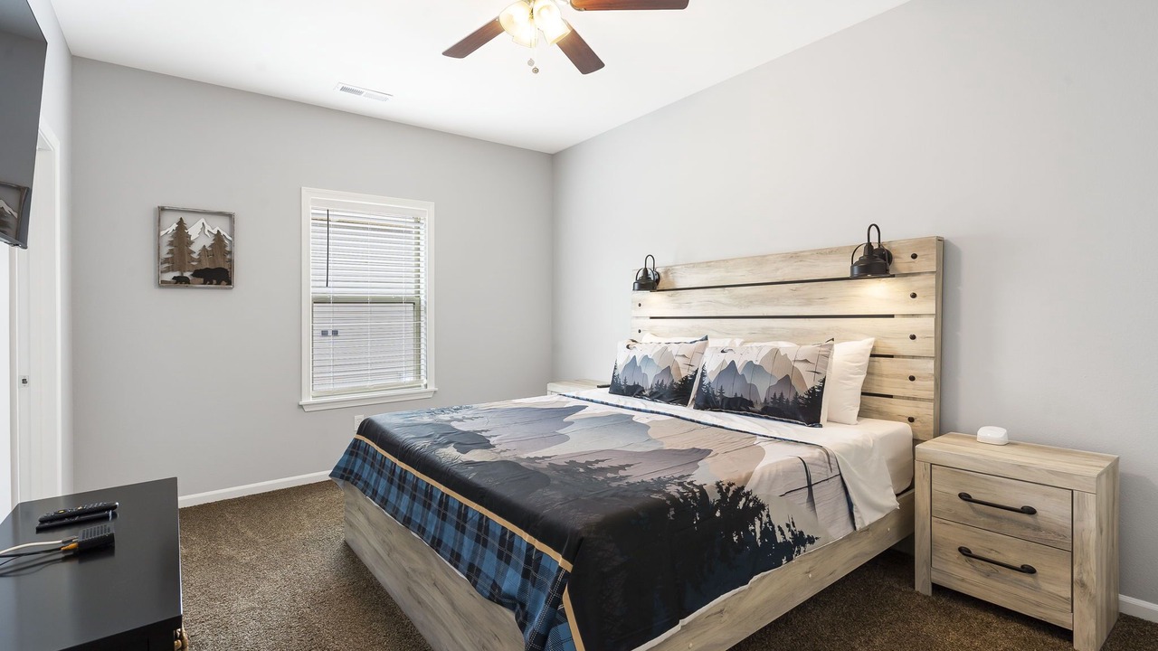 Photo of Bedroom in Branson West