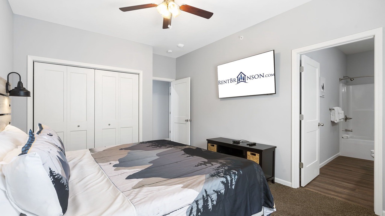 Photo of Bedroom in Branson West
