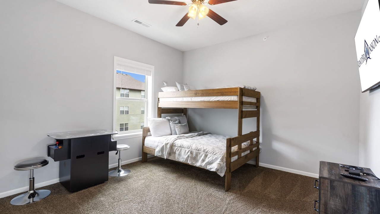 Photo of Bedroom in Branson West