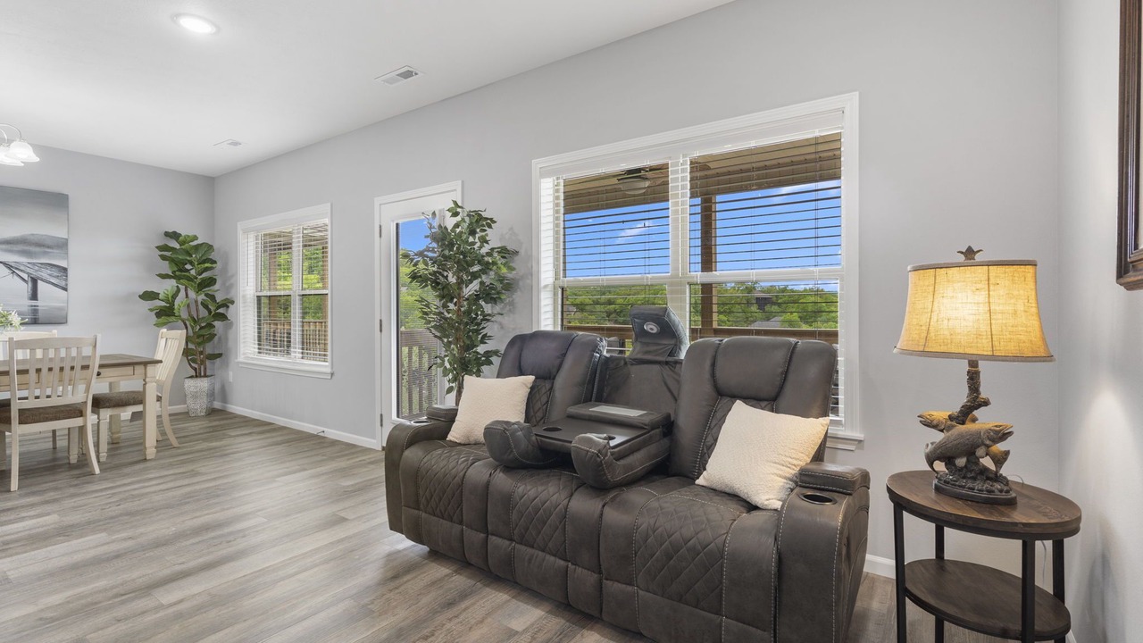 Photo of Livingroom in Branson West