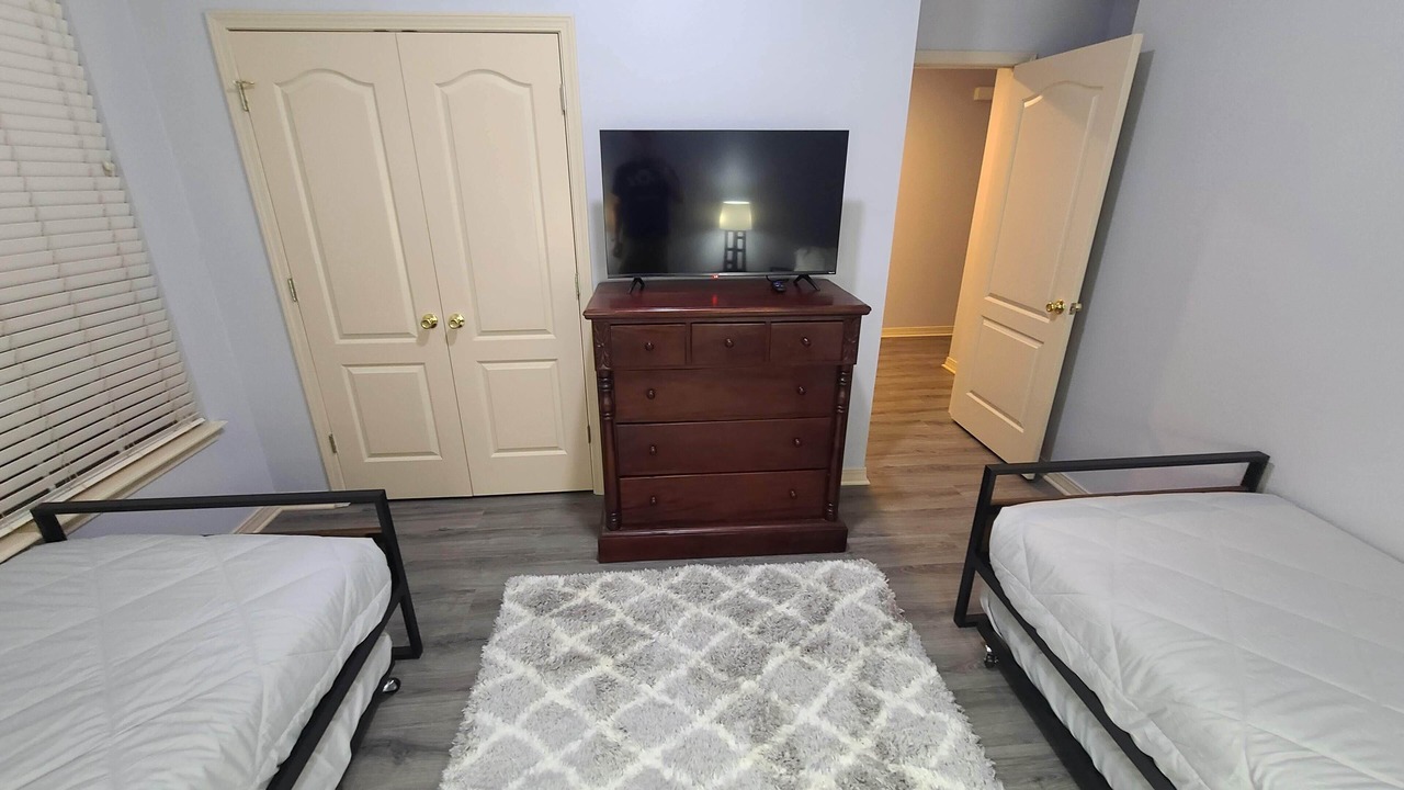 Photo of Bedroom in Branson Theater District