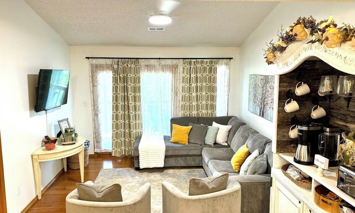 Photo of Bedroom in Notch Estates