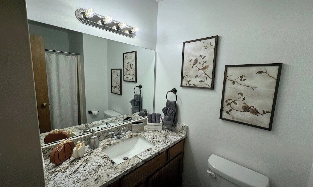 Photo of Bathroom in Notch Estates