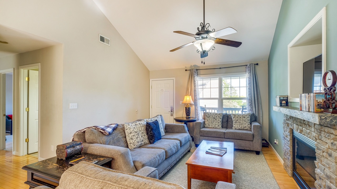 Photo of Livingroom in Taylorsville