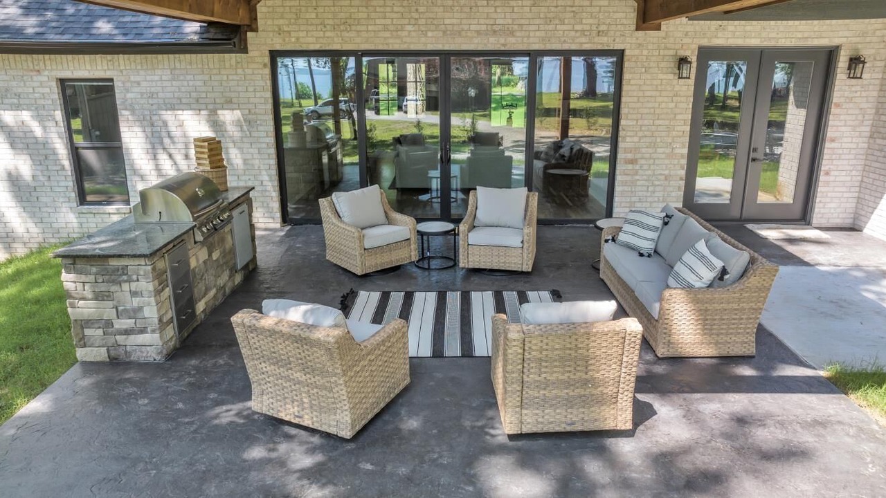 Photo of Patio Balcony in Afton