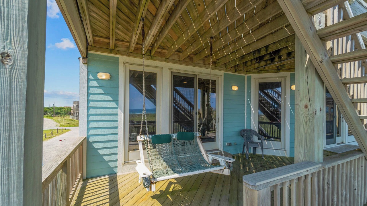 Photo of Others in Hatteras