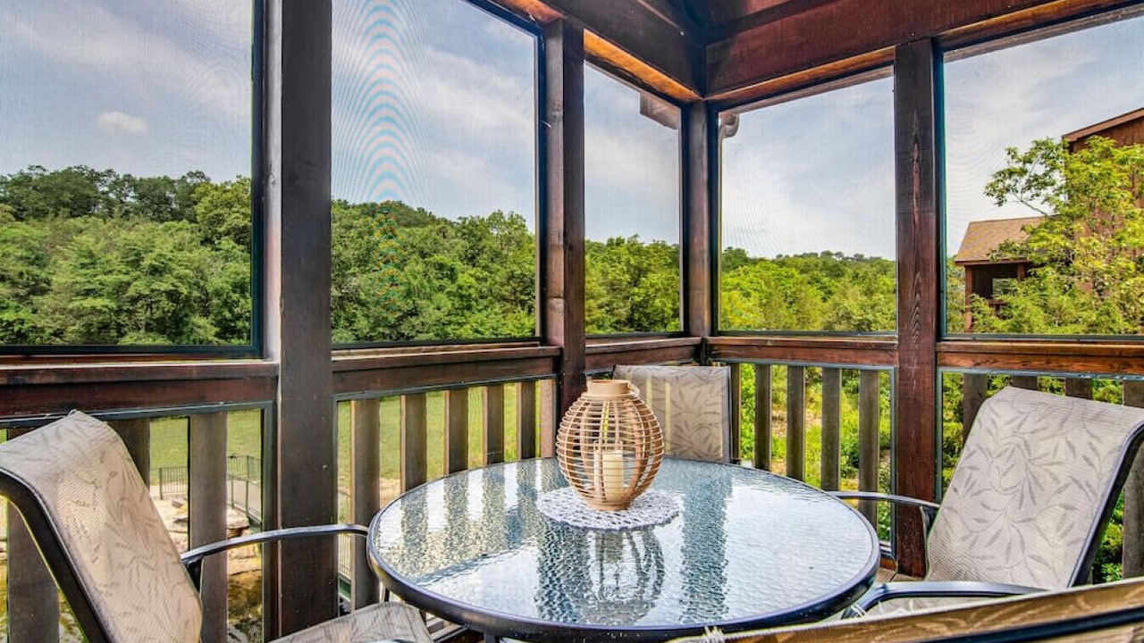 Photo of Patio Balcony in Reeds Spring
