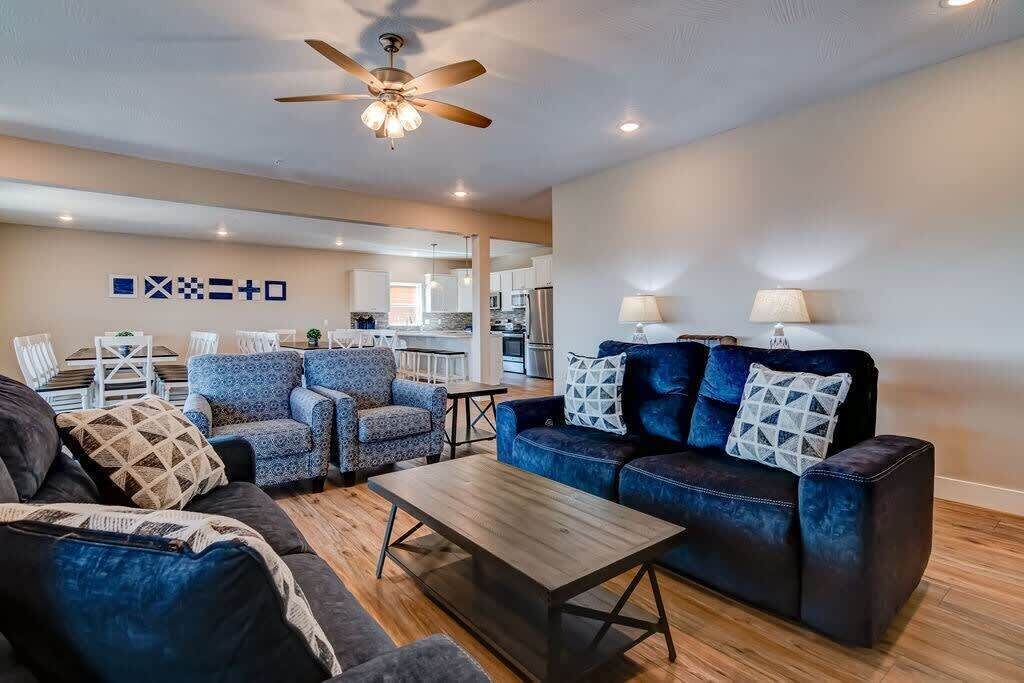 Photo of Livingroom in Kimberling City