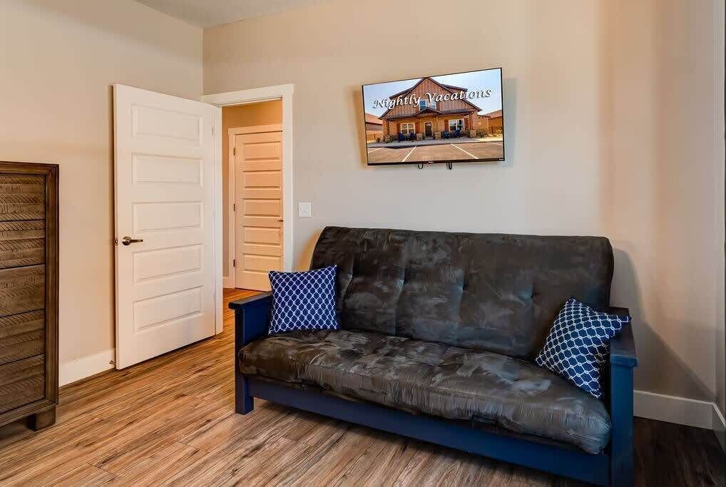 Photo of Livingroom in Kimberling City